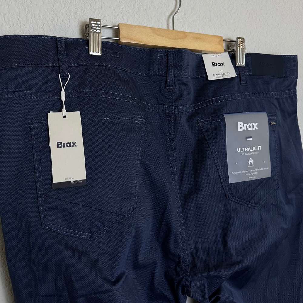 Brax Mens Chuck Modern Fit Ultralight Stretch Pants Navy Blue 42 x 34 NEW - Picture 6 of 10